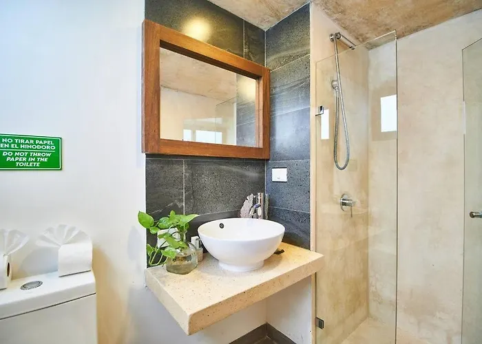 Neem 14 1br Bohogem In The Heart Of Apartment