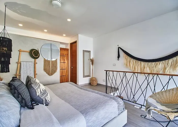 Neem 14 1br Bohogem In The Heart Of Apartment *